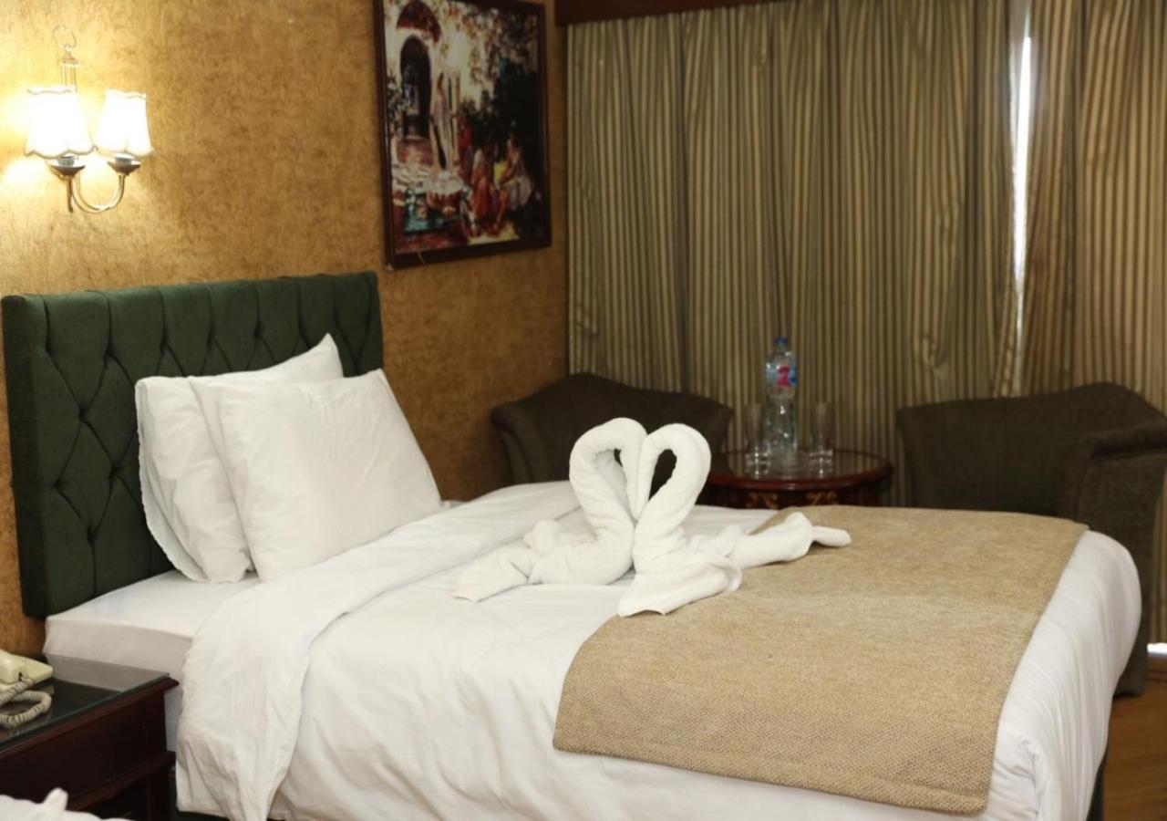 Nile Cruise Al Nabiltan Every Saturday From Luxor 4 Nights & Every Wednesday From Aswan 3 Nights Al Karnak Buitenkant foto