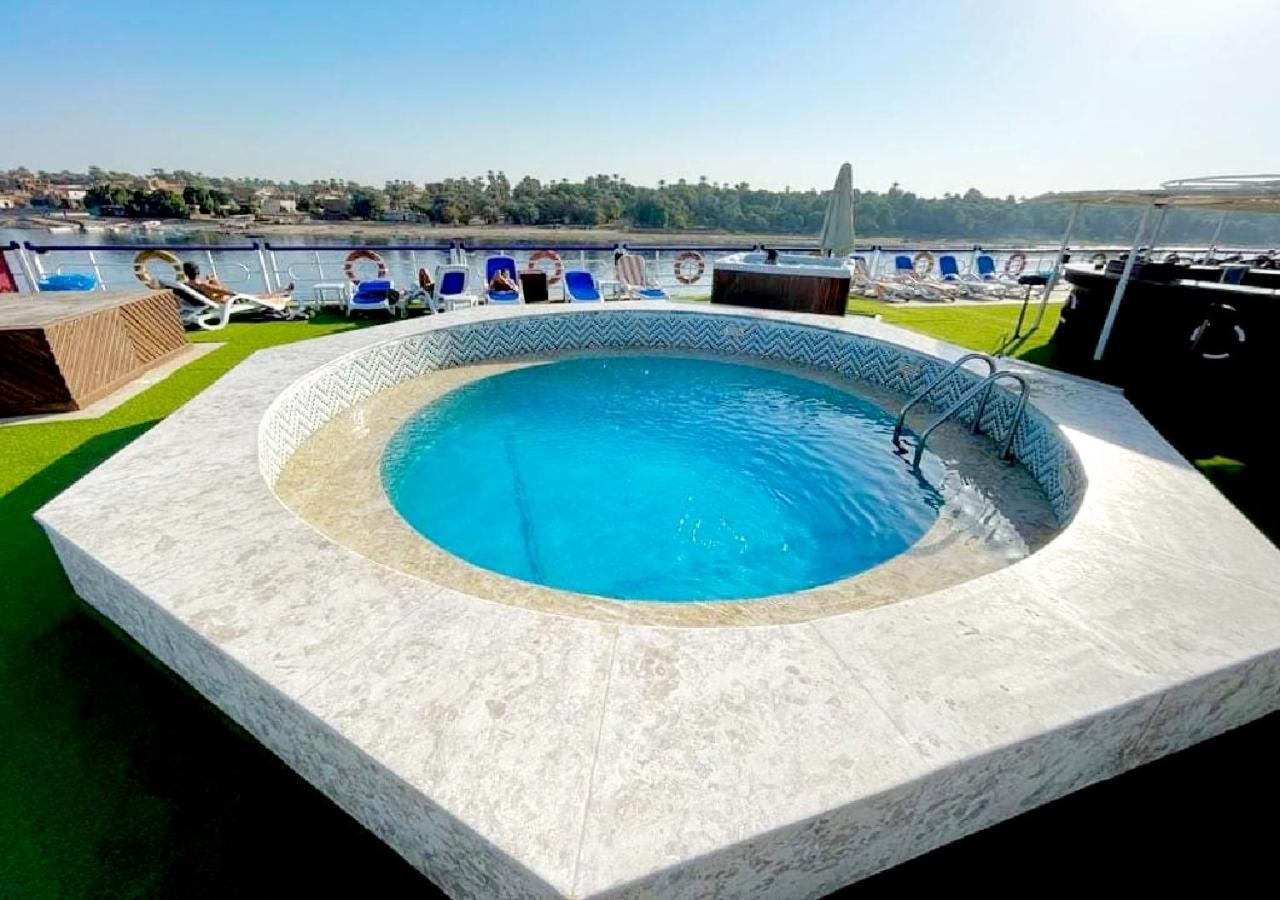 Nile Cruise Al Nabiltan Every Saturday From Luxor 4 Nights & Every Wednesday From Aswan 3 Nights Al Karnak Buitenkant foto
